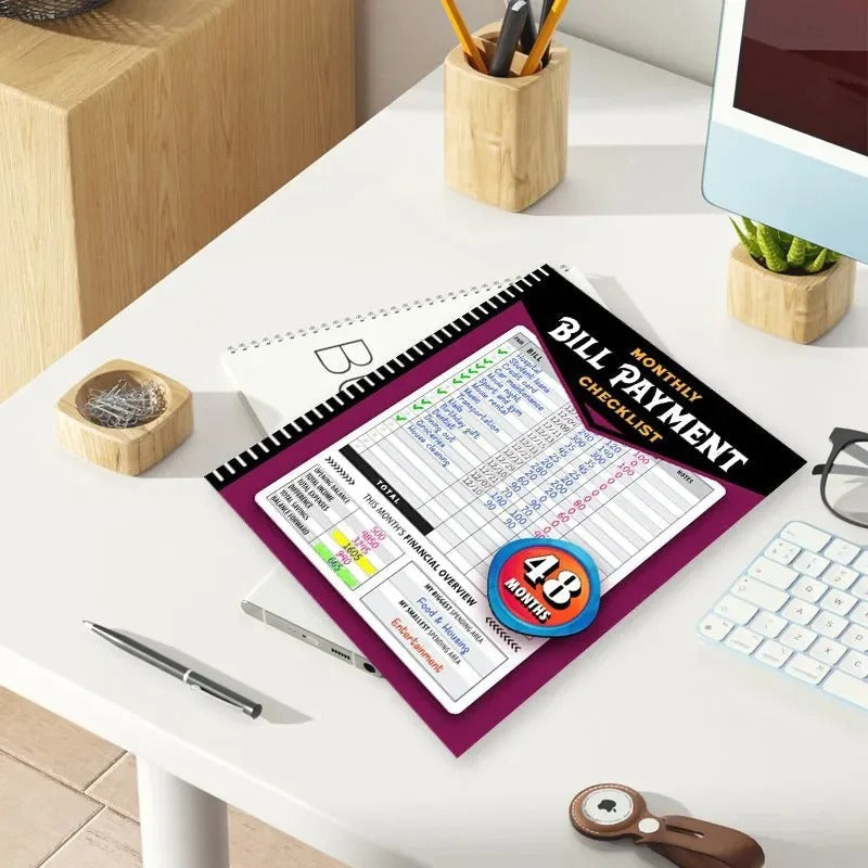 Monthly Bill Payment Checklist: Bill Tracker Notebook, The 4-Year Guide for Families & Money Managers